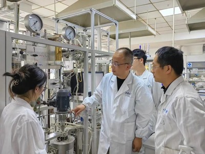 江南大學(xué)取得重大科研突破 二氧化碳一步變乙醇